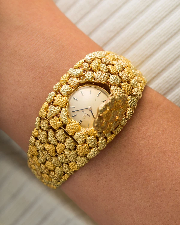 Watch and Jewelry Set in 18k Yellow Gold