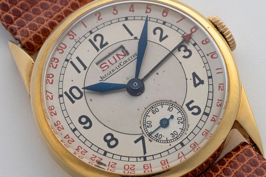 Calendar in 18k Yellow Gold