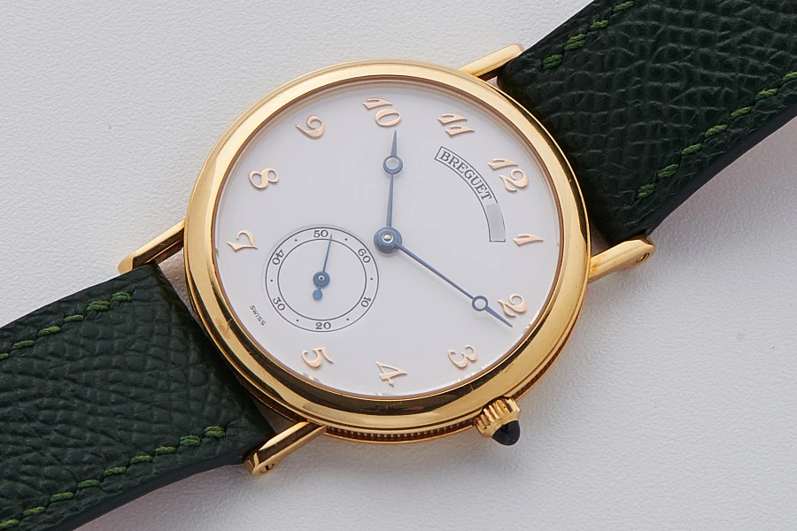 Classique Ref. 3290 Porcelain Dial