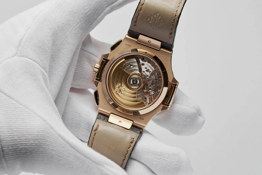 Nautilus Chronograph Date