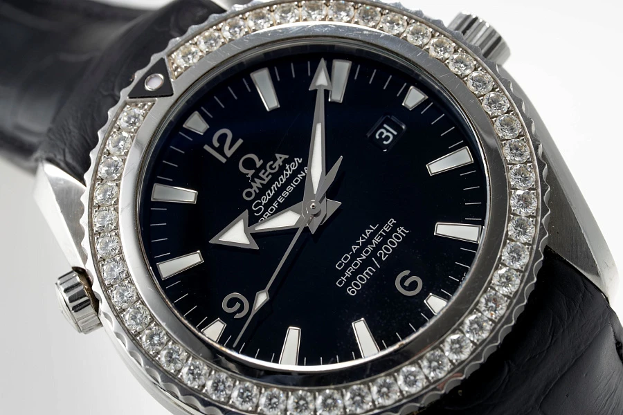 Planet Ocean with Diamond Bezel Ref. 222.18.46.20.01.001 in Stainless Steel
