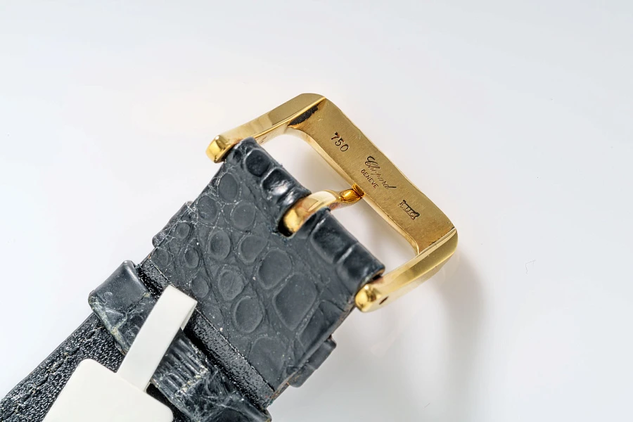 Luna D'Oro Triple Calendar Ref. 1095 in 18k Yellow Gold