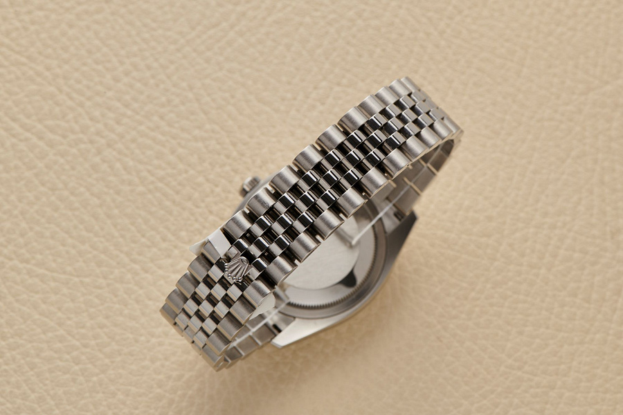 Datejust 116234 Black Mother of Pearl dial with diamond indexes