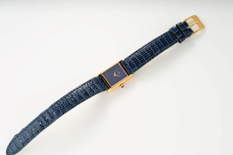 Ref. 38293 in 18k Yellow Gold