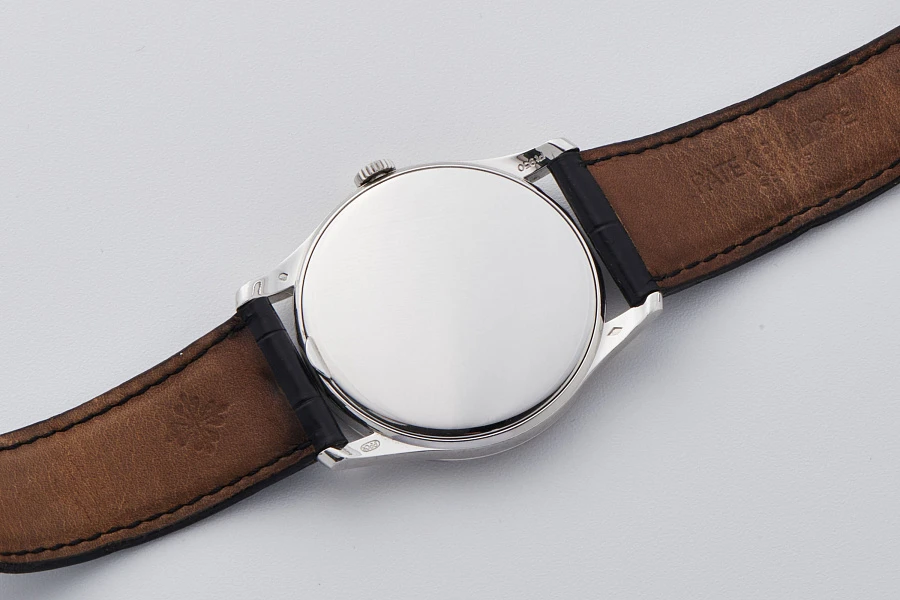 Calatrava Ref. 5196 in Platinum