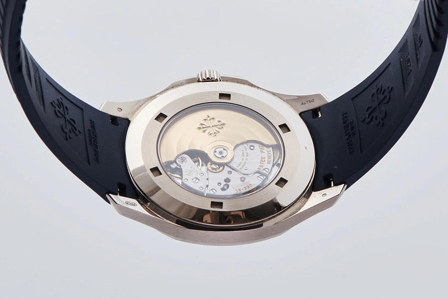 Blue Dial Aquanaut Ref. 5168G in 18k White Gold
