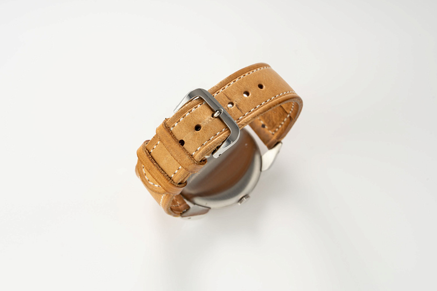 1940 Salmon Dial Dress Watch in Stainless Steel