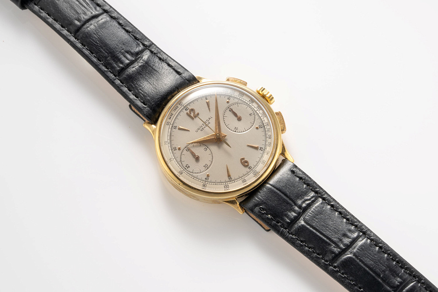 Chronograph in 18k Yellow Gold
