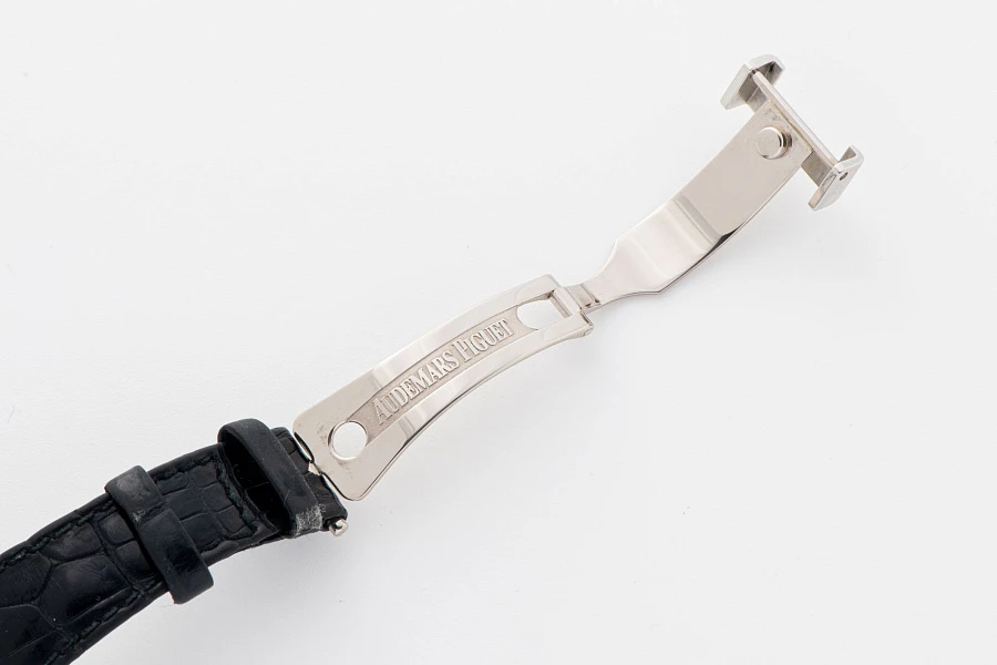 'John Schaeffer' Ref. 14994BC in 18k White Gold