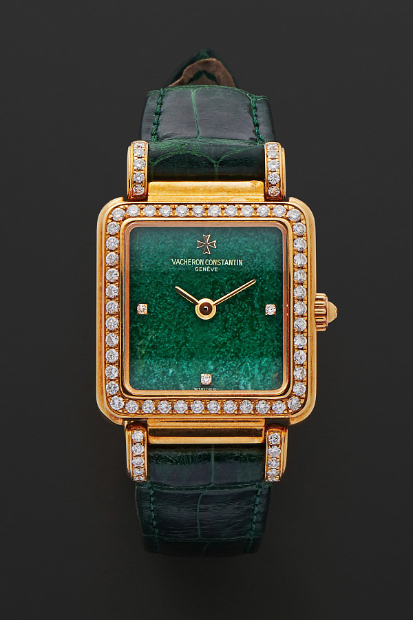 Green Stone Dial Ladies Watch in 18k Yellow Gold