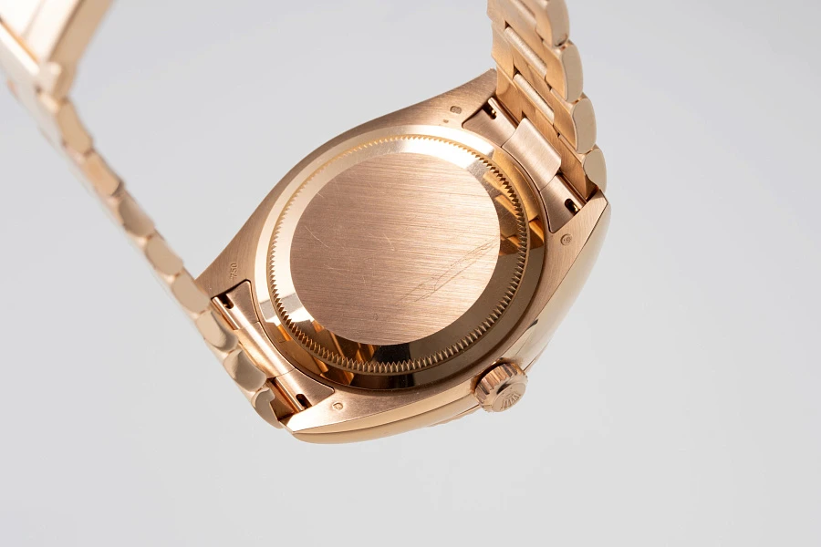 Sky-Dweller Ref. 326935 in 18k Rose Gold