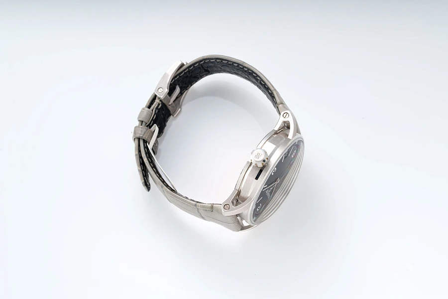 Code 11.59 in 18k White Gold