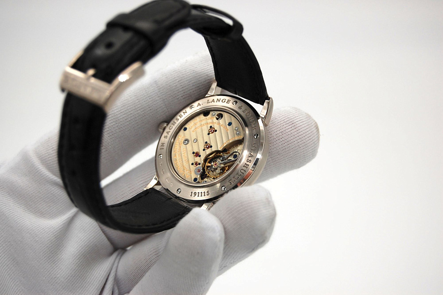 Saxonia 18k White Gold