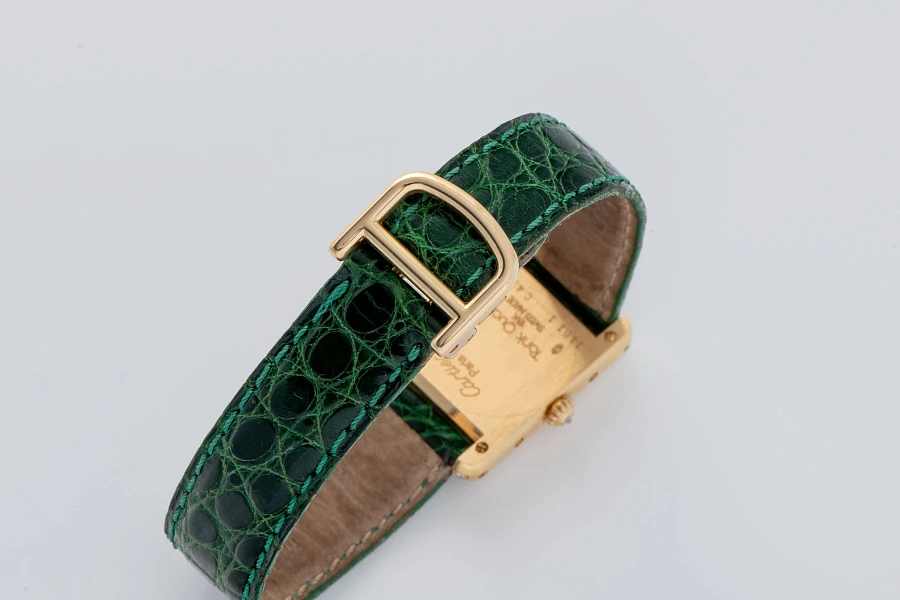 Tank Louis Ref. 11511 in 18k Yellow Gold with Diamonds
