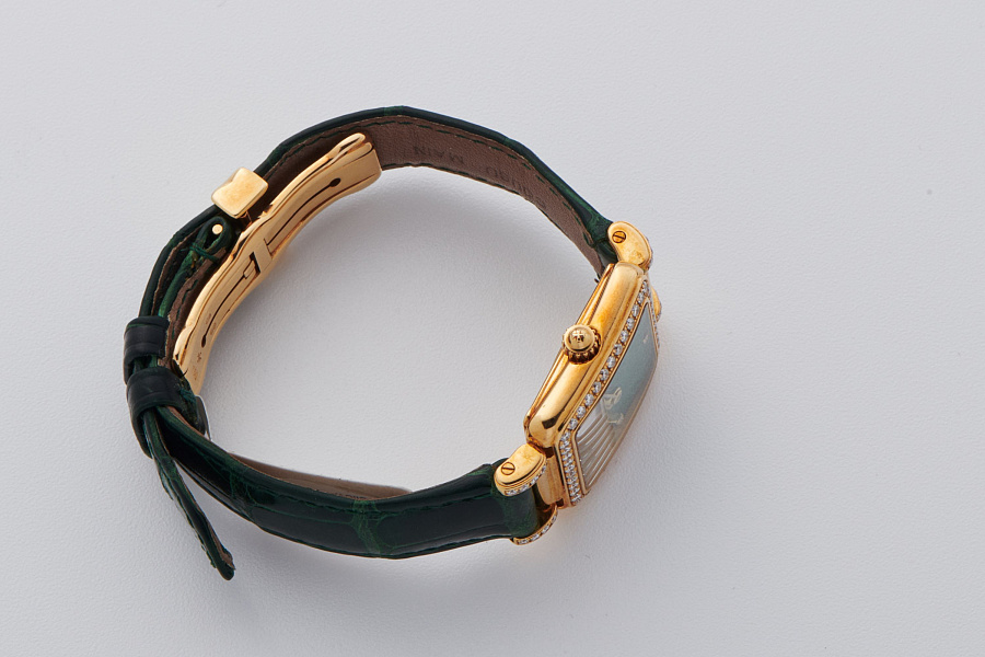 Green Stone Dial Ladies Watch in 18k Yellow Gold