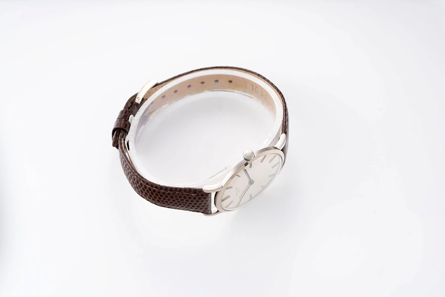 Calatrava Linen Dial Ref. 3538 in 18k White Gold