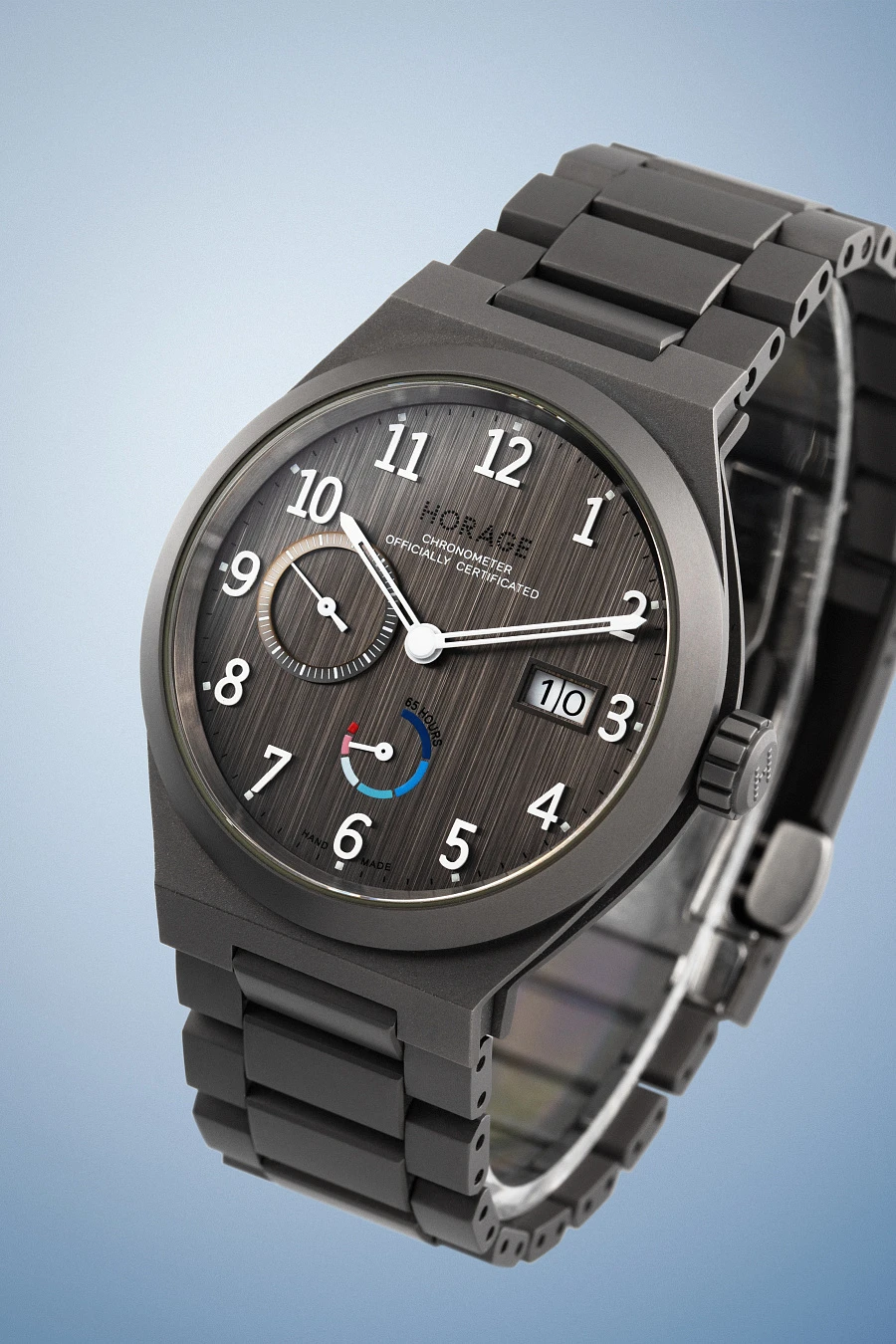 Autark 10 Years Edition in Titanium