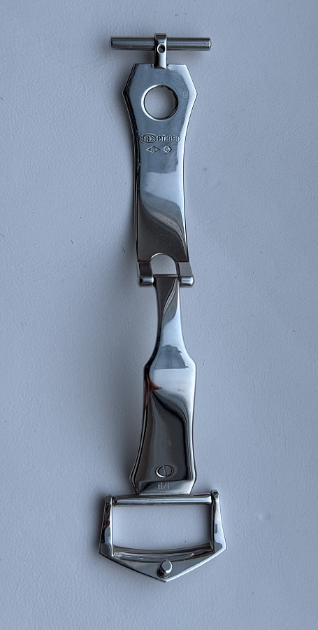 16mm Chevron-style Deployment Clasp in Platinum 950