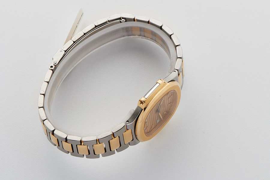 Nautilus Ref. 3900 Bicolor Quartz