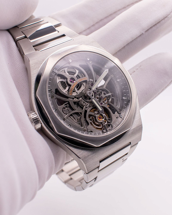 Laureato skeleton