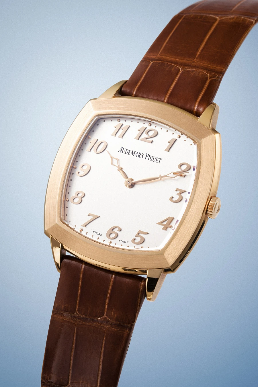 Tradition Ref. 15335OR in 18k Rose Gold