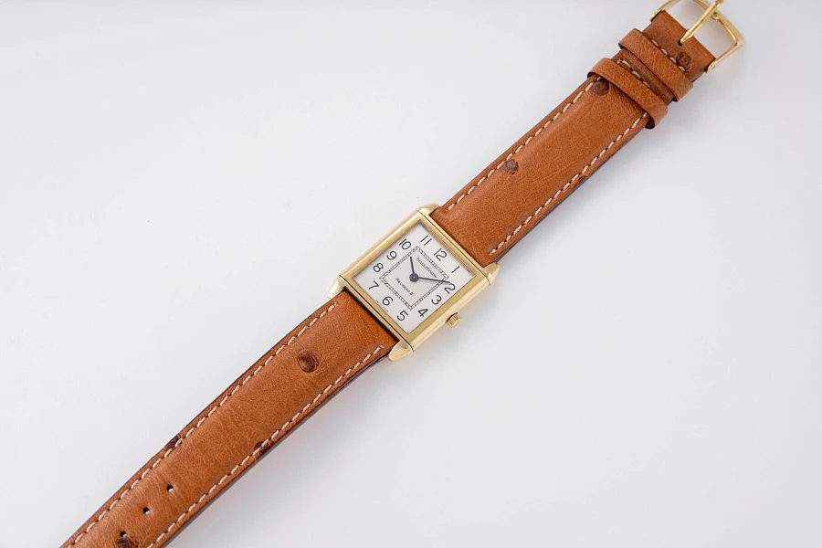 Reverso II Ref. 1410031 in 18k Yellow Gold