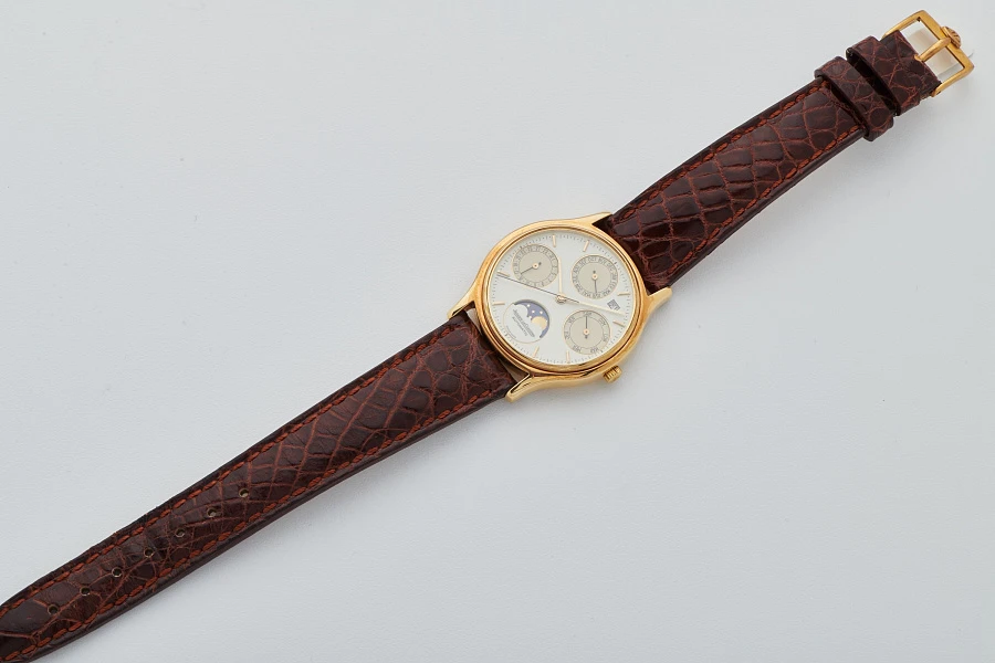 Porcelain Dial Perpetual Calendar Ref. 141.140.1 in 18k Yellow Gold