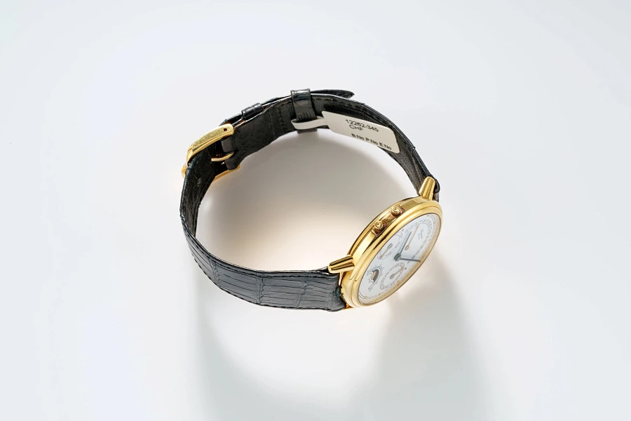 Luna D'Oro Triple Calendar Ref. 1095 in 18k Yellow Gold