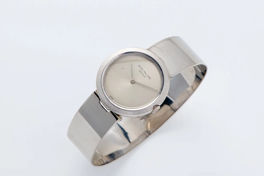 Bangle Watch Ref. 3457 in 18k White Gold