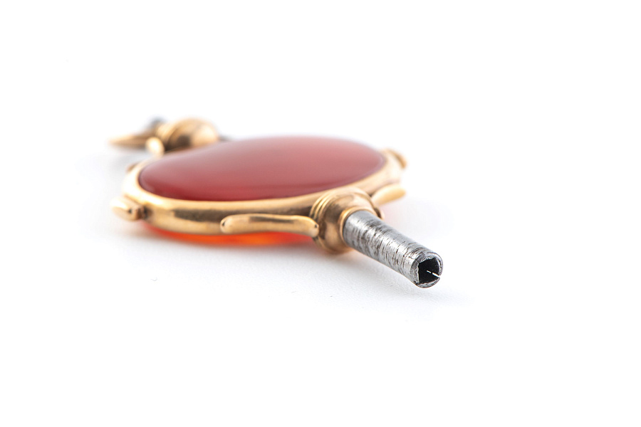 Pocket Watch Chain in 18k Yellow Gold with Key