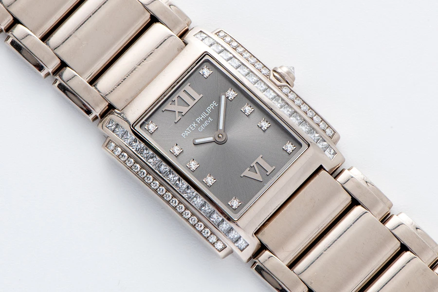 Twenty-4 Ref. 4910/20G in 18k White Gold