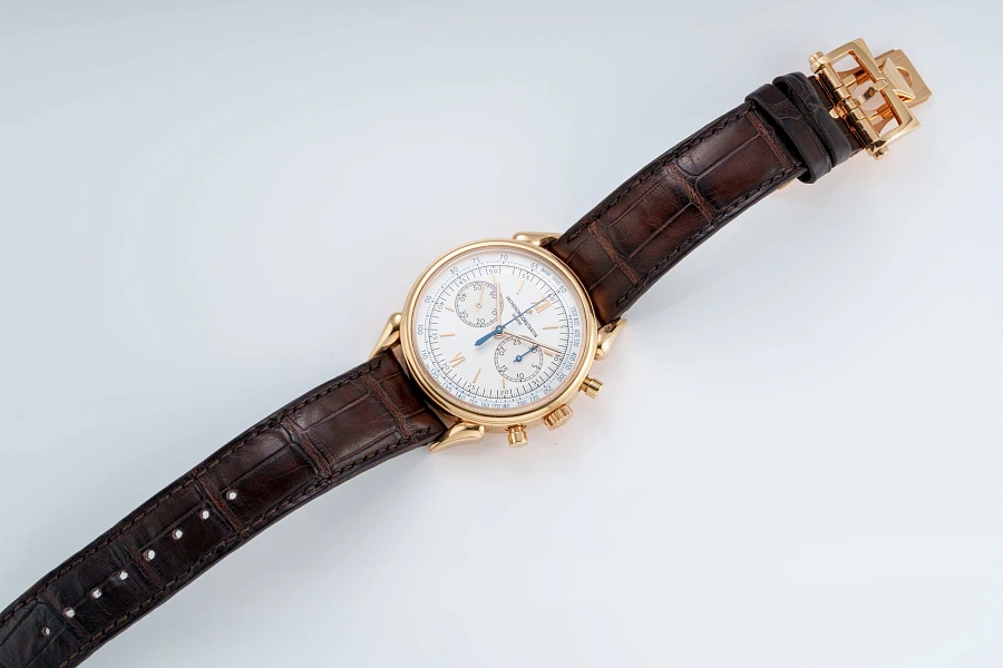 Historiques Cornes des Vaches Chronograph in 18k Rose Gold
