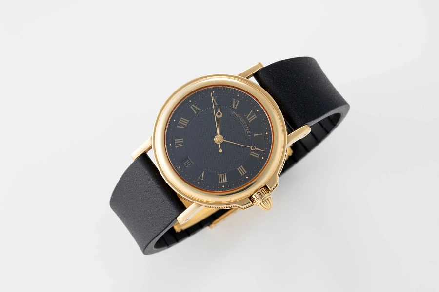 Black Dial Marine Ref. 3400 in 18k Yellow Gold