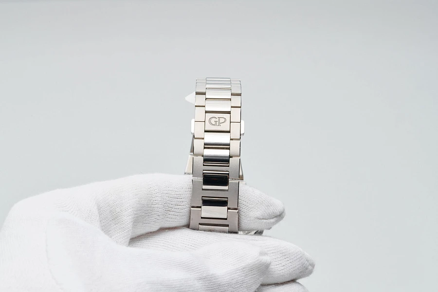 Laureato Tourbillon Meteorite