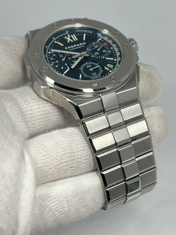 Alpine Eagle 44mm