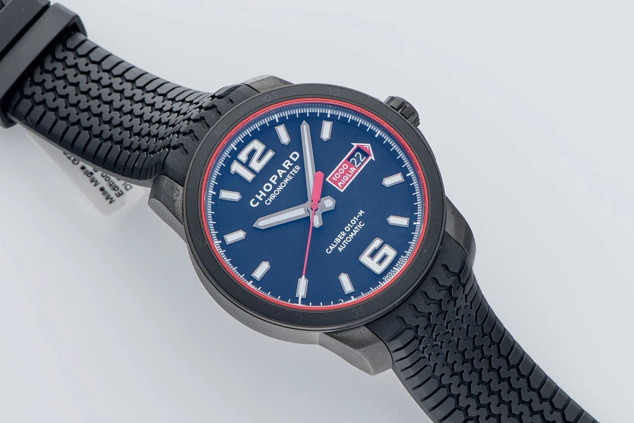 Mille Miglia GTS Black Edition Ref. 8565 in DLC-coated Stainless Steel