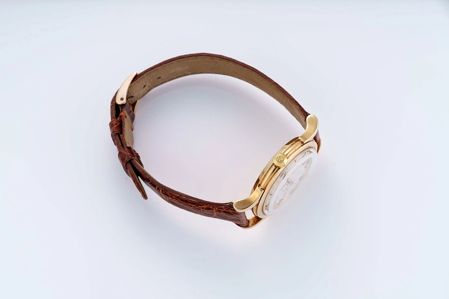 Constellation Chronometer Ref. 2852-2853 in 14k Yellow Gold