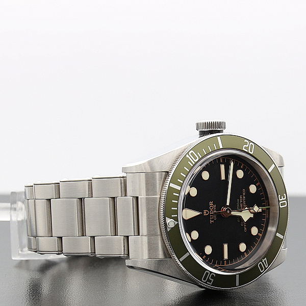 Harrods Edition Black Bay