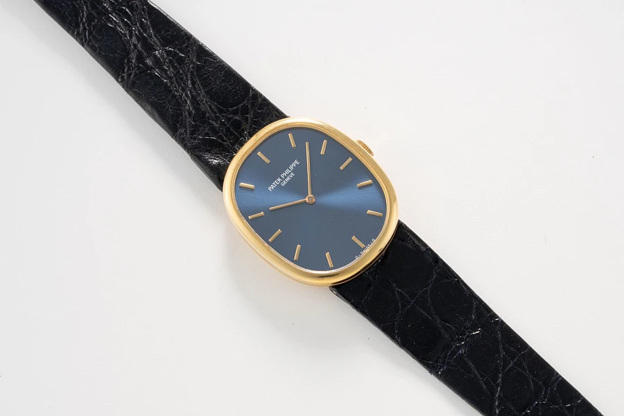 Ellipse Ref. 3848 in 18k Yellow Gold