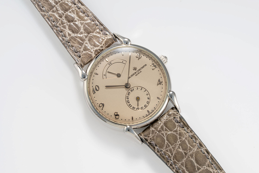 Cornes de Vache Ref. 48100/3 in 18k White Gold