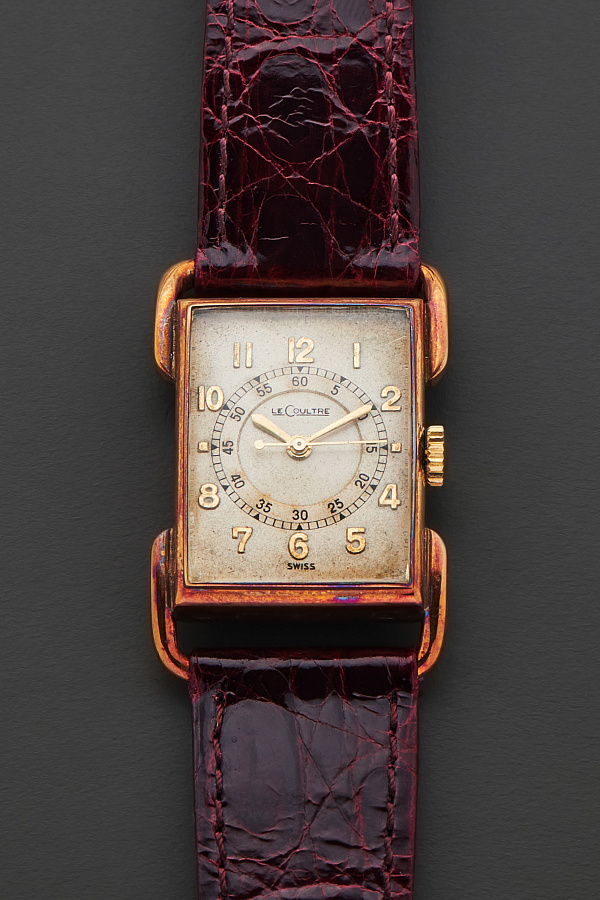 Rectangular Dress Watch in 14k Yellow Gold with Intense Pink Patina
