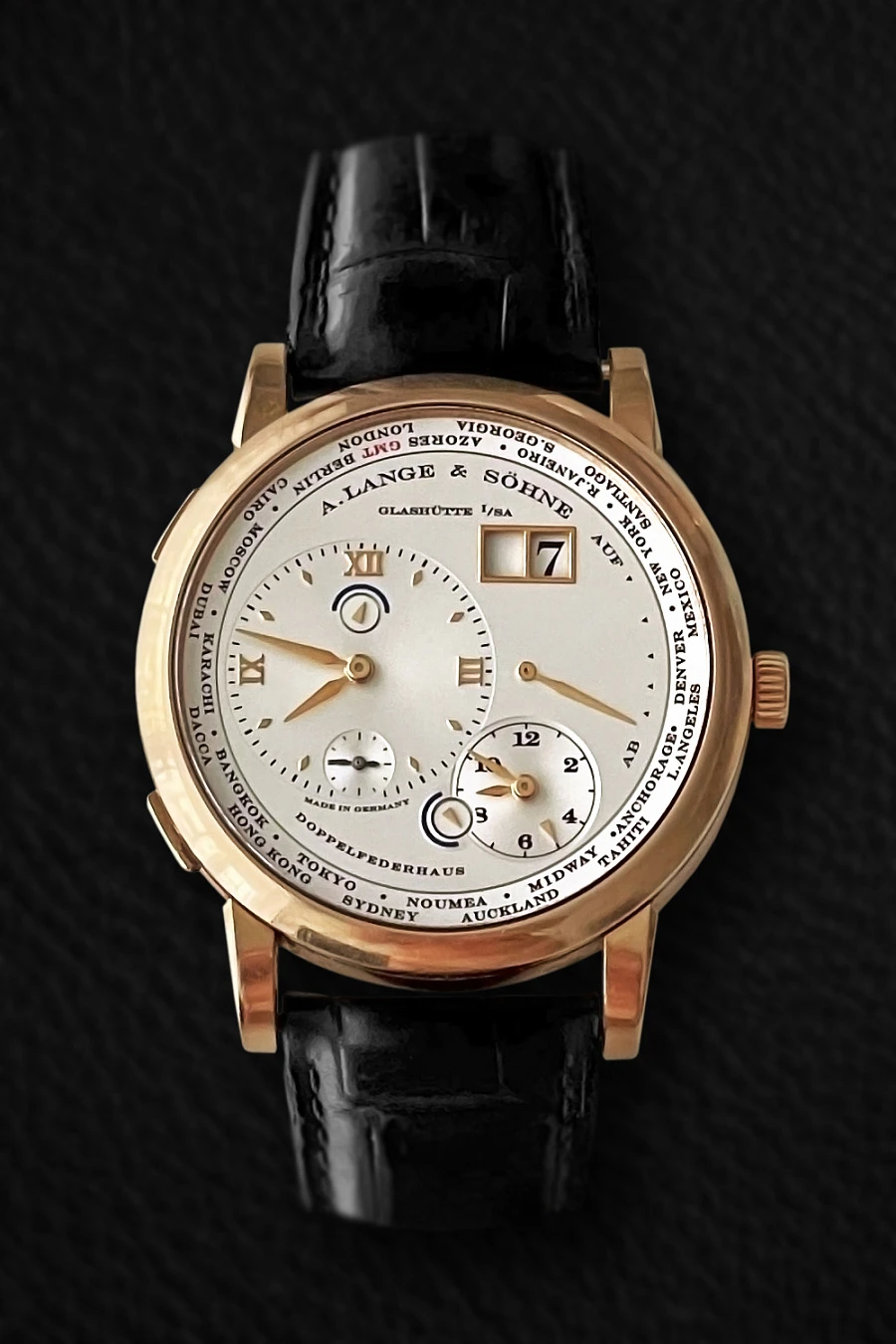 Lange 1 Time zone