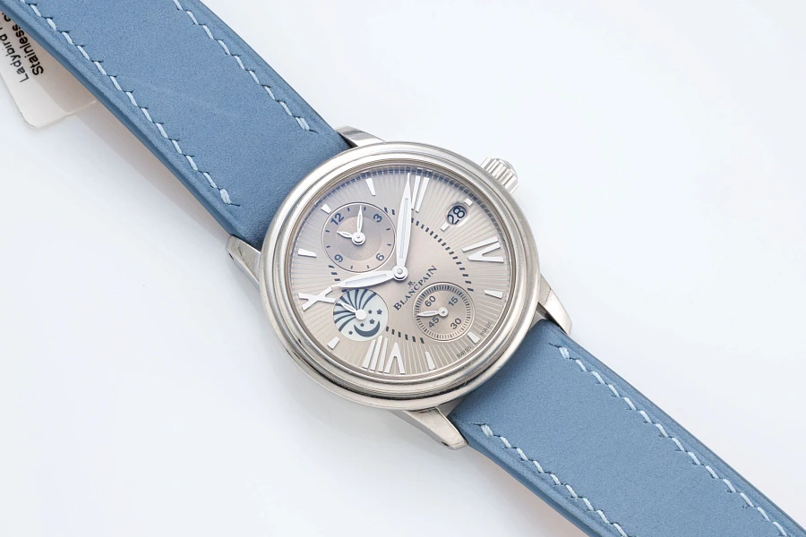 Ladybird Ref. 3760 in Stainless Steel