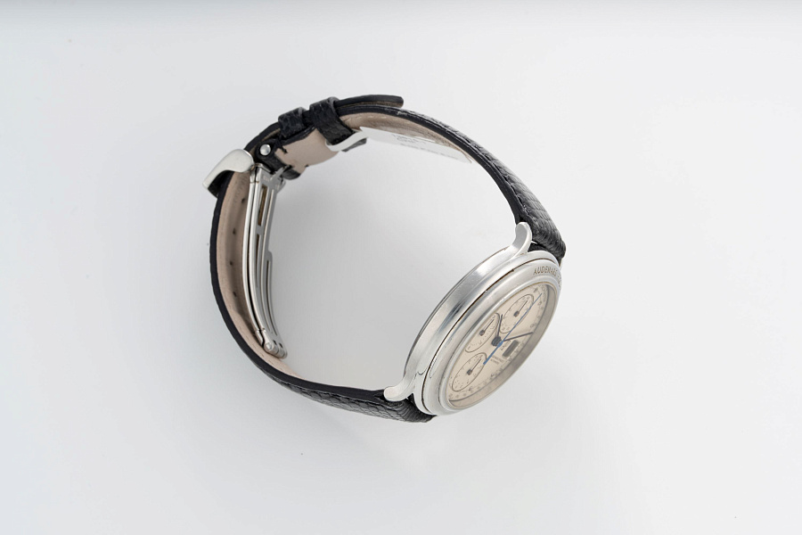Huitième Chronograph Ref. 25644 in Stainless Steel