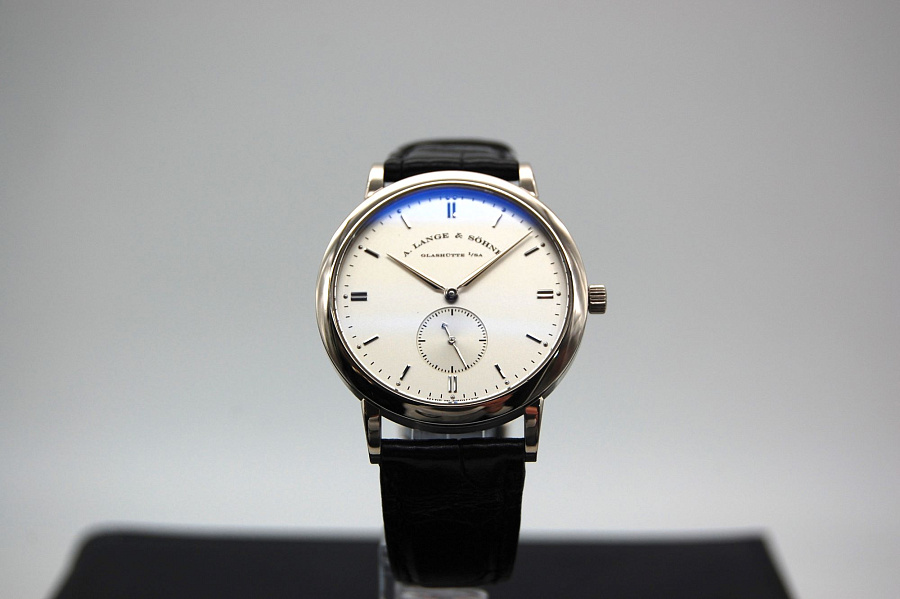 Saxonia 18k White Gold
