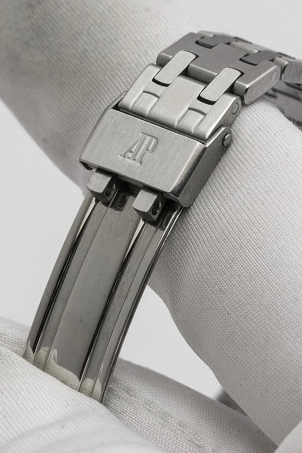 Audemars Piguet Royal Oak Quartz