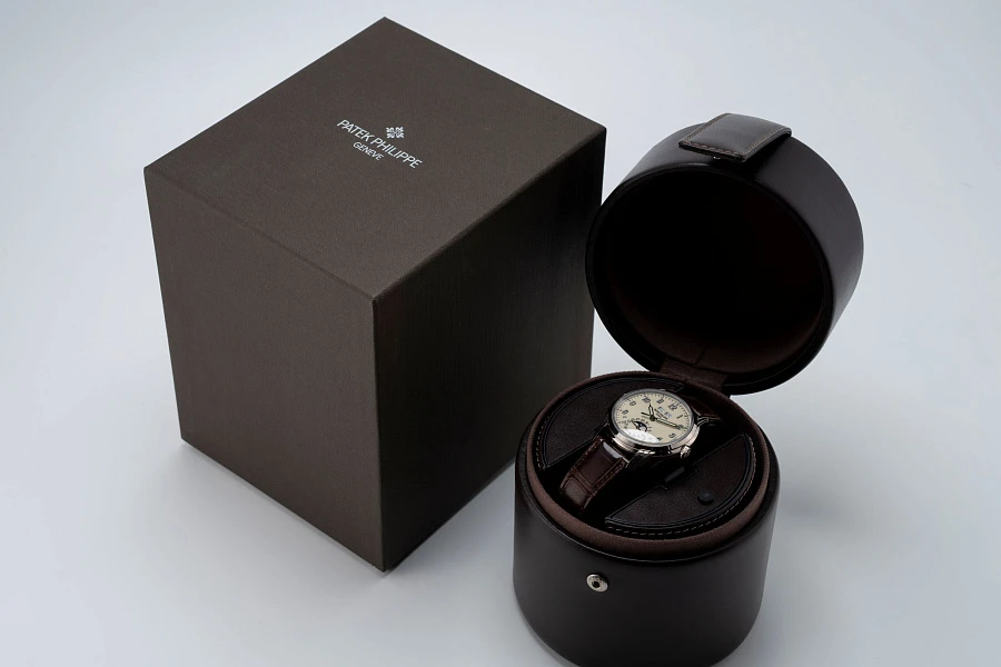 Perpetual Calendar Ref. 5320G in 18k White Gold
