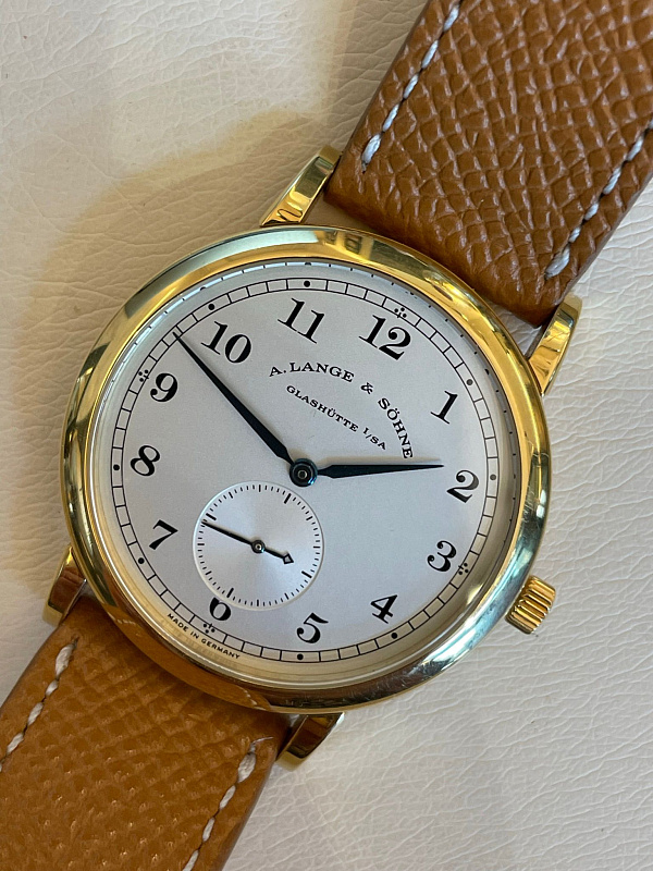 1815 Yellow Gold
