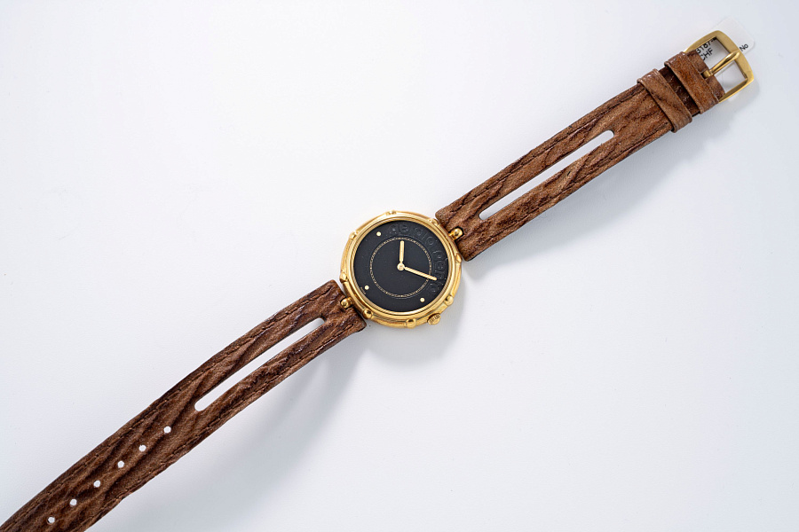 Classic Quartz Ref. G2704.7 in 18k Yellow Gold