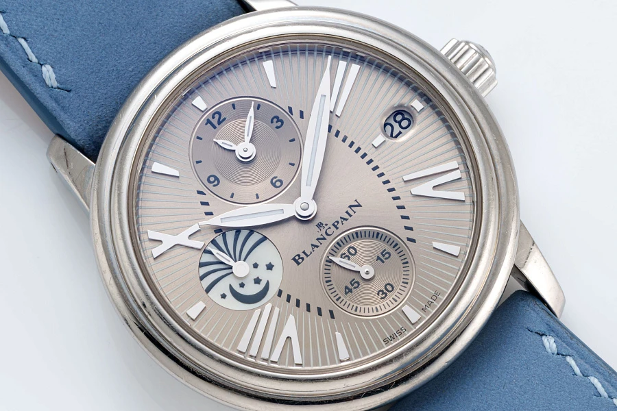 Ladybird Ref. 3760 in Stainless Steel